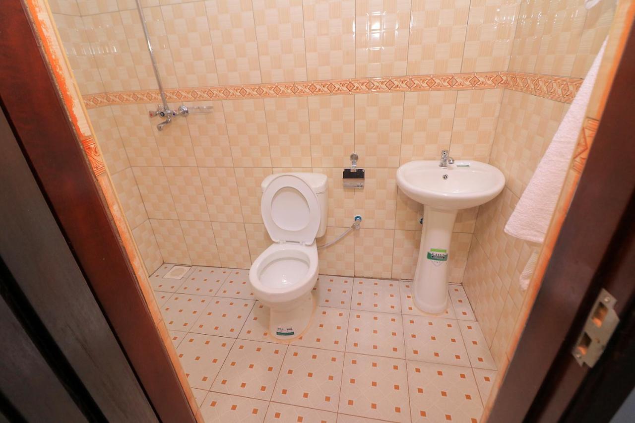 Jinja Grand Hotel Εξωτερικό φωτογραφία